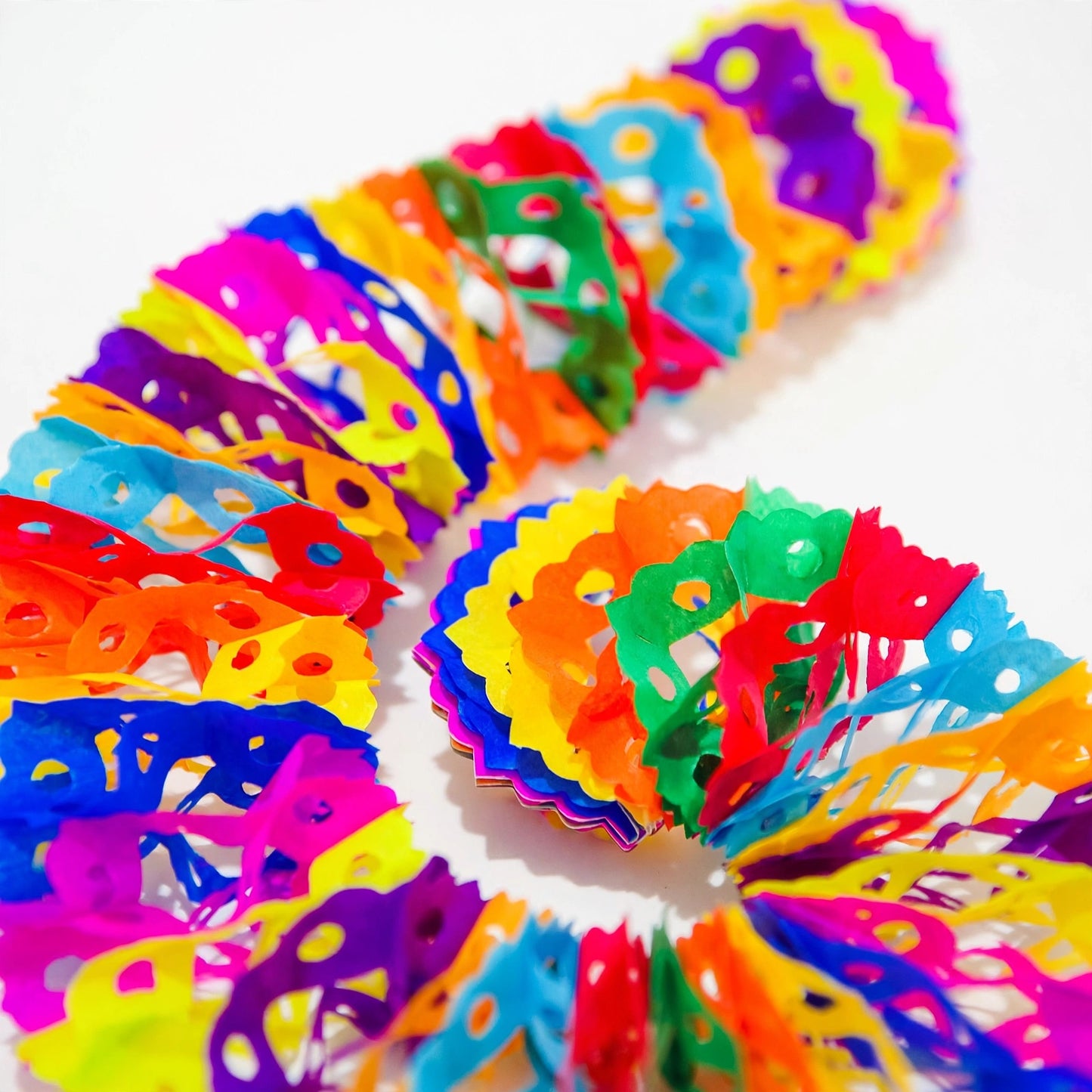 Gusano multicolor ch (papel china) - 10 tiras de 2 metros (20 metros totales)